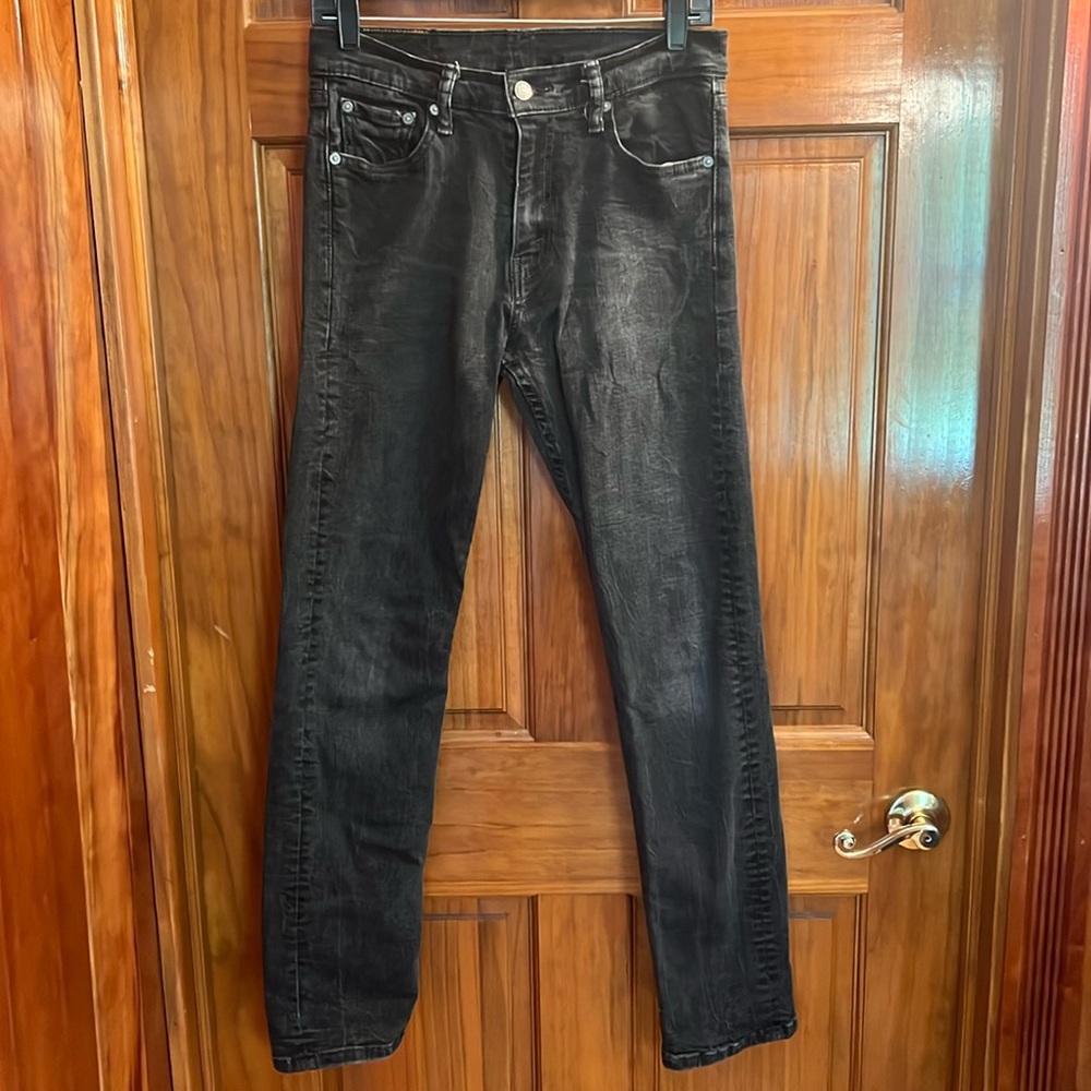 Levi’s 513 Slim Straight Jeans